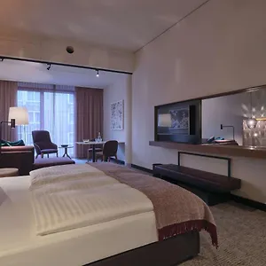 **** Hotel Adina Německo